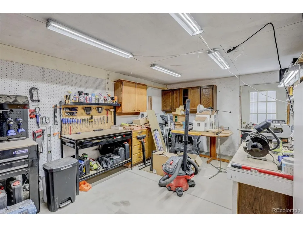 1250 County Road 166 Elizabeth, CO 80107