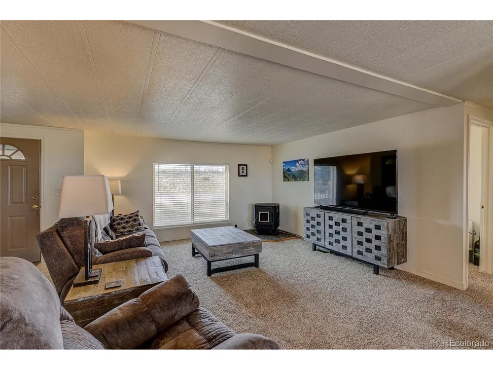 1250 County Road 166 Elizabeth, CO 80107