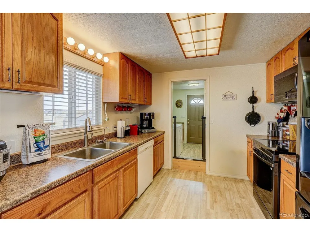 1250 County Road 166 Elizabeth, CO 80107