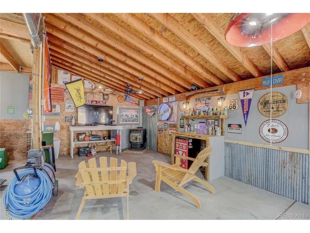 1250 County Road 166 Elizabeth, CO 80107