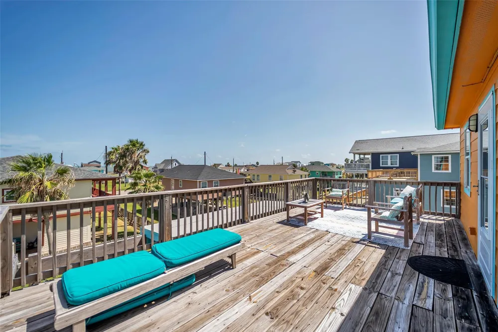 317 Crab Street Freeport, TX 77541