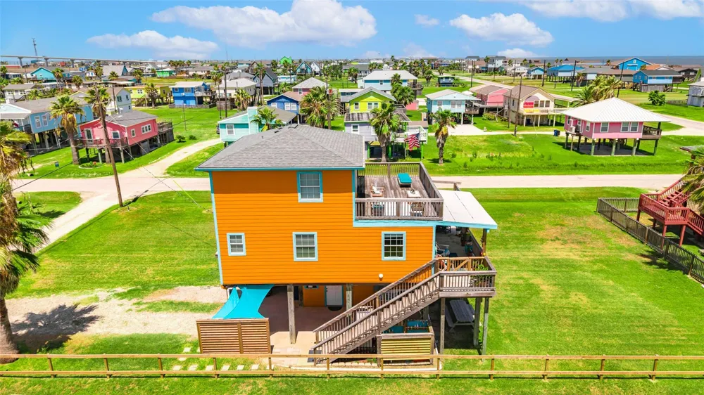 317 Crab Street Freeport, TX 77541