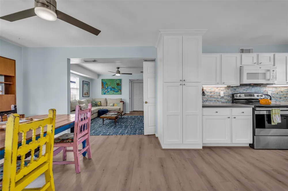 317 Crab Street Freeport, TX 77541
