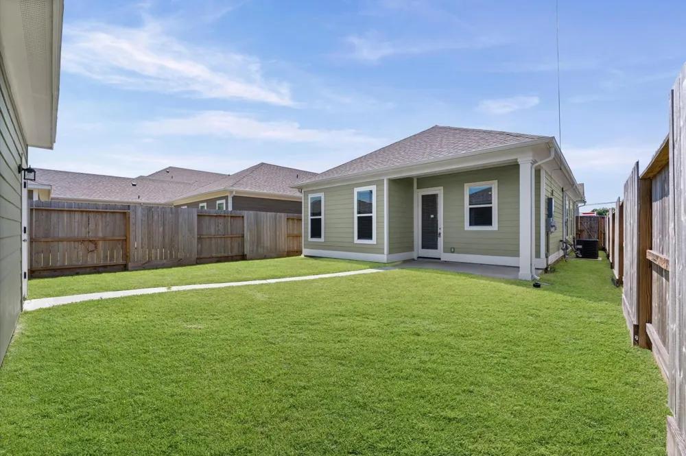 2505 Houston Avenue Pearland, TX 77581