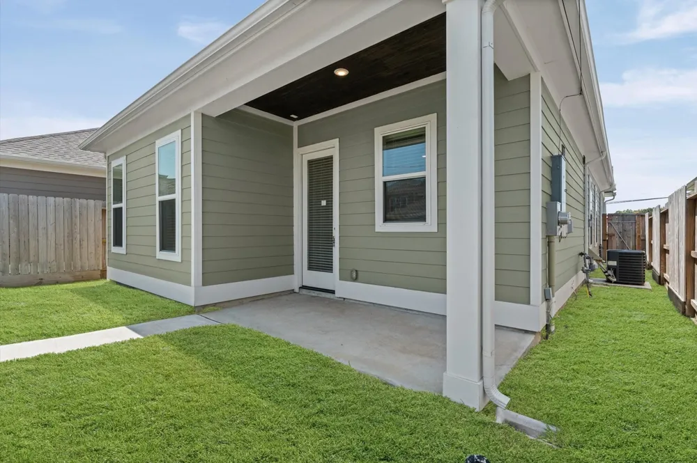 2505 Houston Avenue Pearland, TX 77581