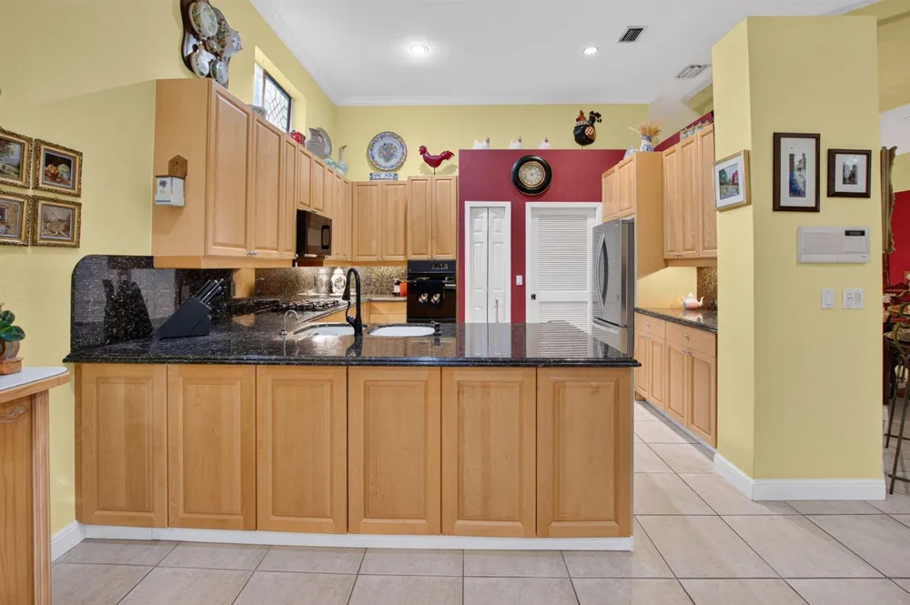 6295 NW 43RD TERRACE Boca Raton, FL 33496