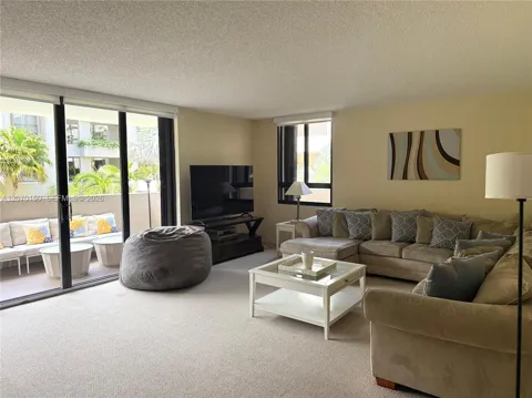 101 Crandon Blvd #265