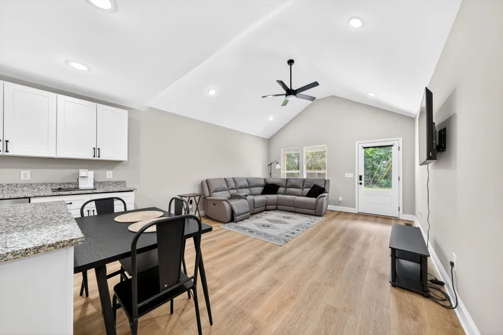 207 Lincoln St Smithville, TN 37166