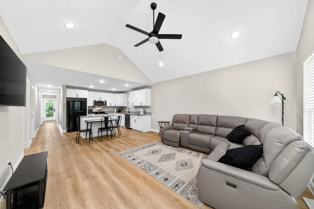 207 Lincoln St Smithville, TN 37166
