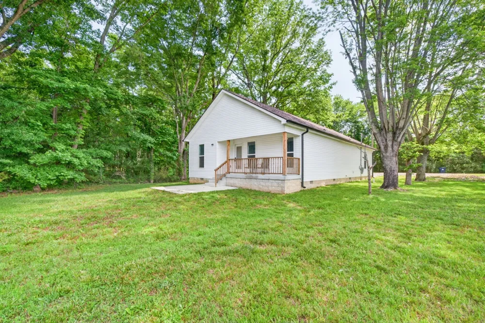 207 Lincoln St Smithville, TN 37166