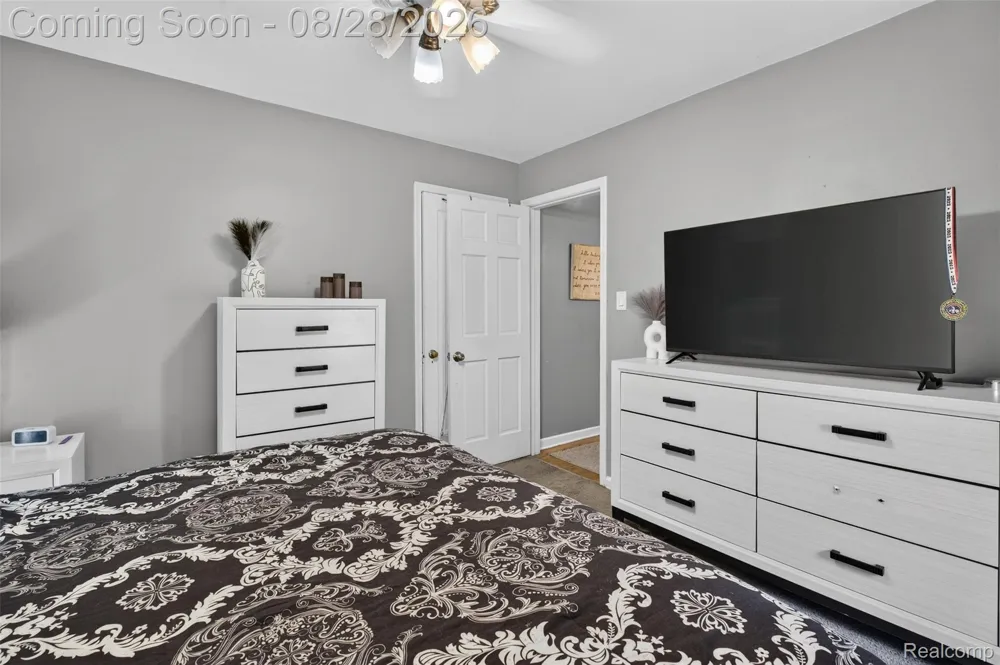 13219 Argyle Street Southgate City, MI 48195