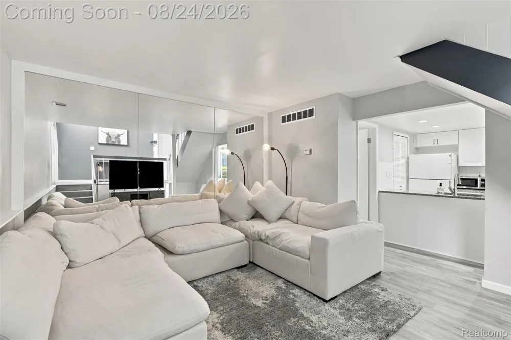 14138 Ziegler Street Taylor City, MI 48180