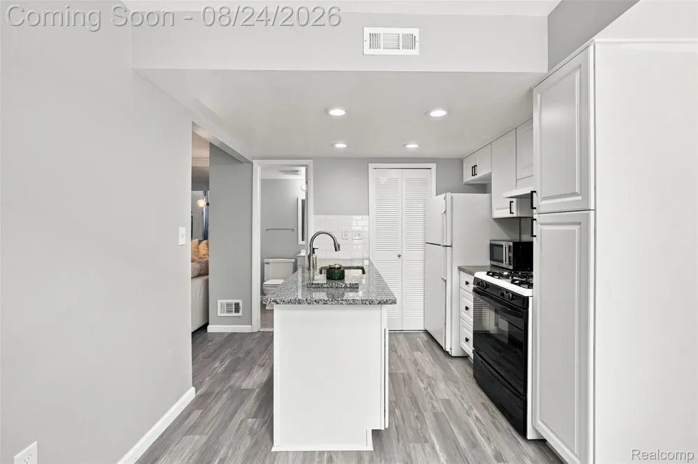 14138 Ziegler Street Taylor City, MI 48180