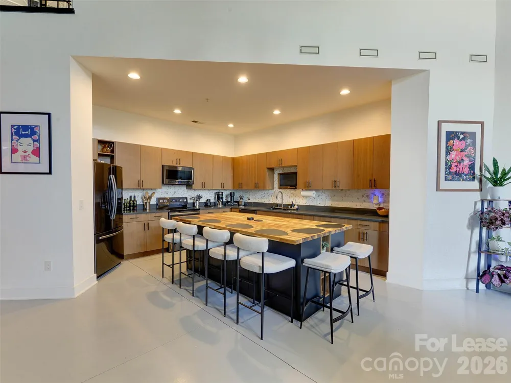 935 Westmere Avenue Charlotte, NC 28208