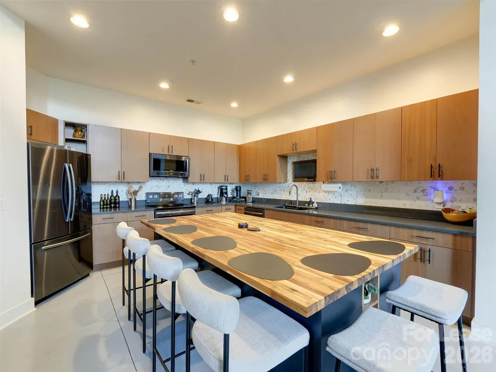935 Westmere Avenue Charlotte, NC 28208
