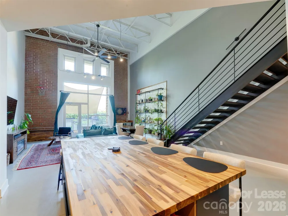935 Westmere Avenue Charlotte, NC 28208