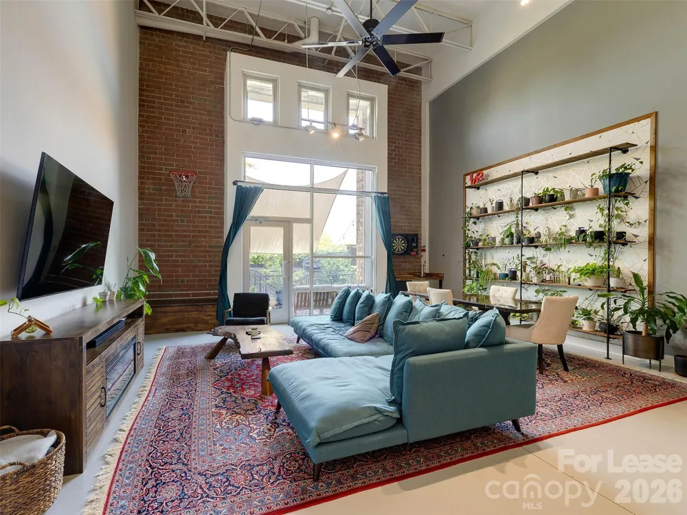 935 Westmere Avenue Charlotte, NC 28208