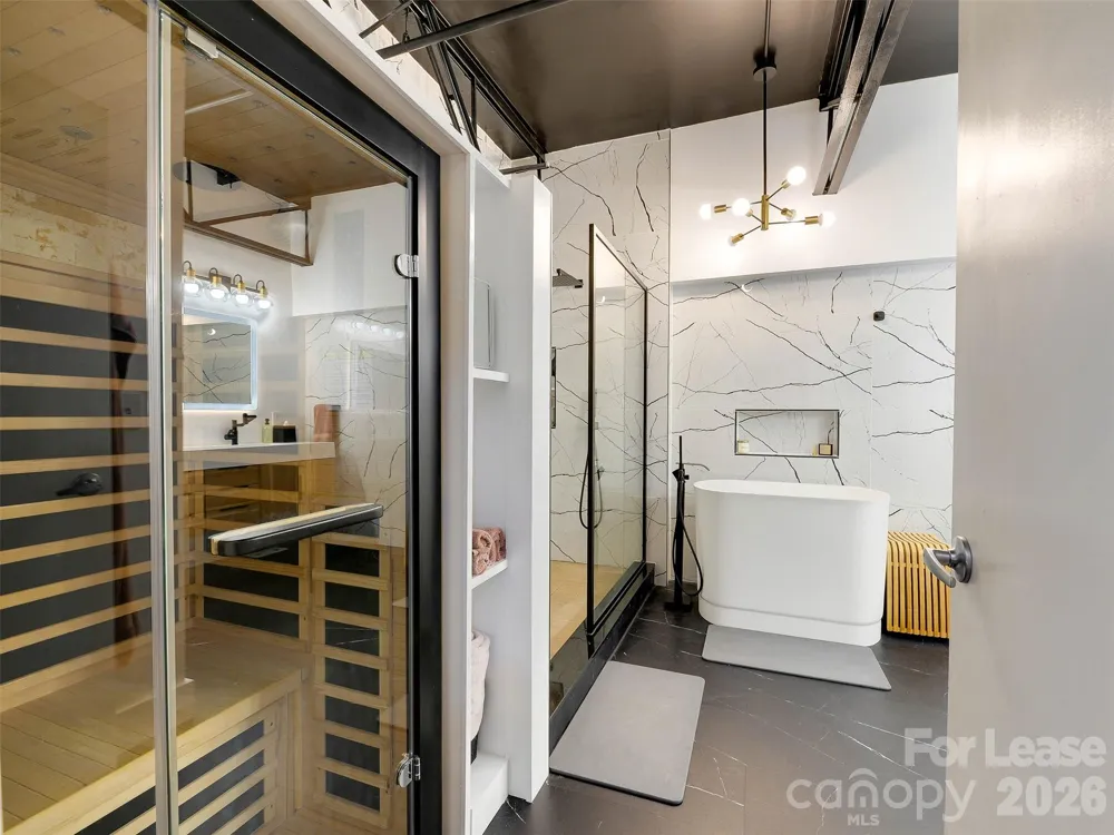 935 Westmere Avenue Charlotte, NC 28208