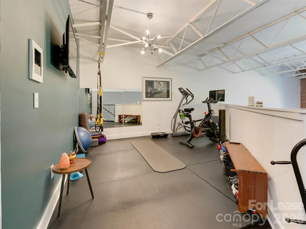 935 Westmere Avenue Charlotte, NC 28208