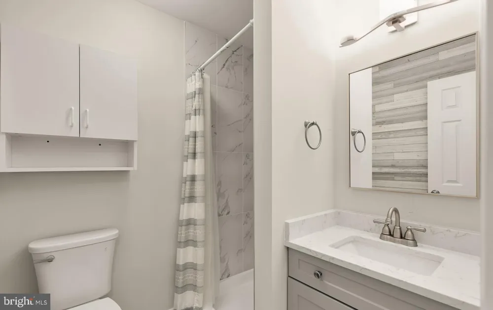 3831 9TH ROAD S Arlington, VA 22204