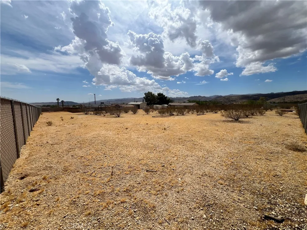 4828 Wren Road Joshua Tree, CA 92252