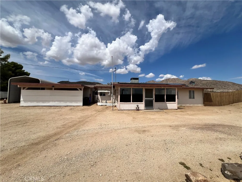4828 Wren Road Joshua Tree, CA 92252