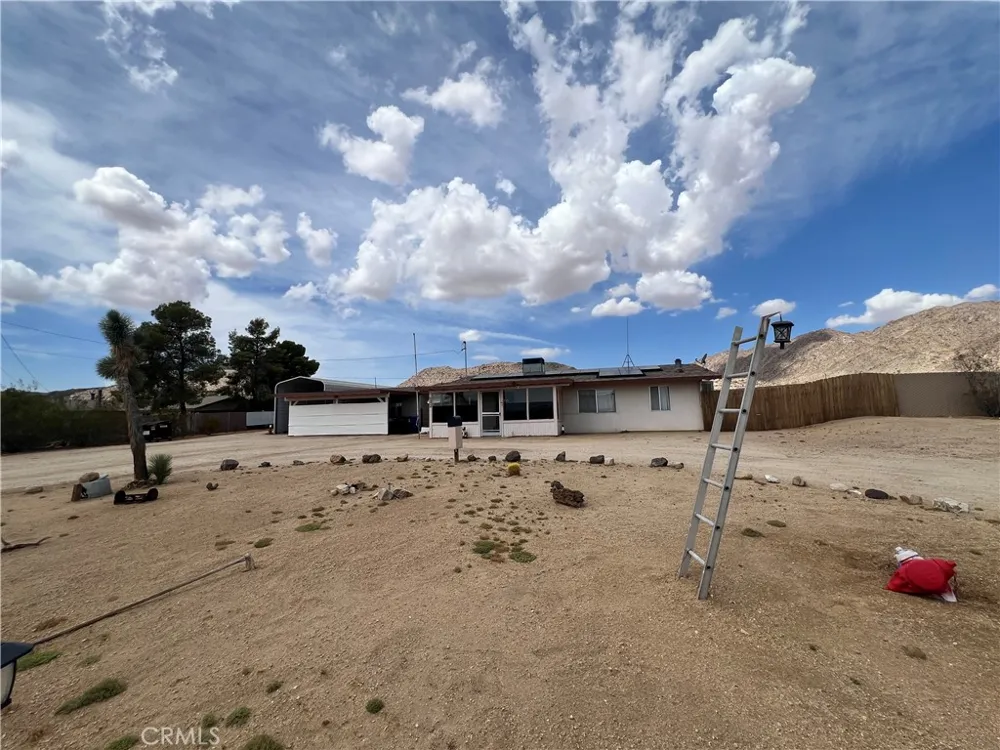 4828 Wren Road Joshua Tree, CA 92252
