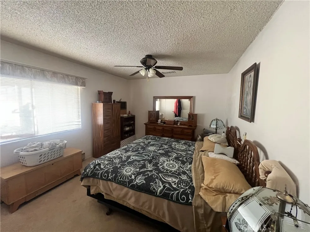 4828 Wren Road Joshua Tree, CA 92252
