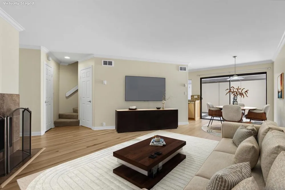 3243 Via Alicante #55 La Jolla, CA 92037