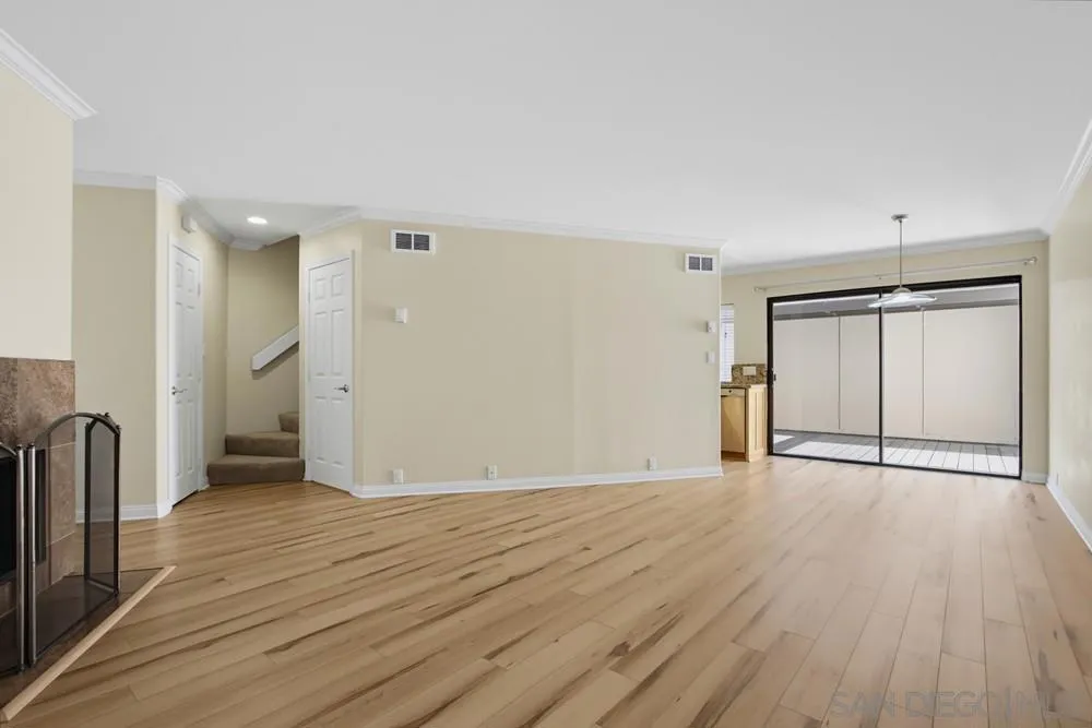 3243 Via Alicante #55 La Jolla, CA 92037