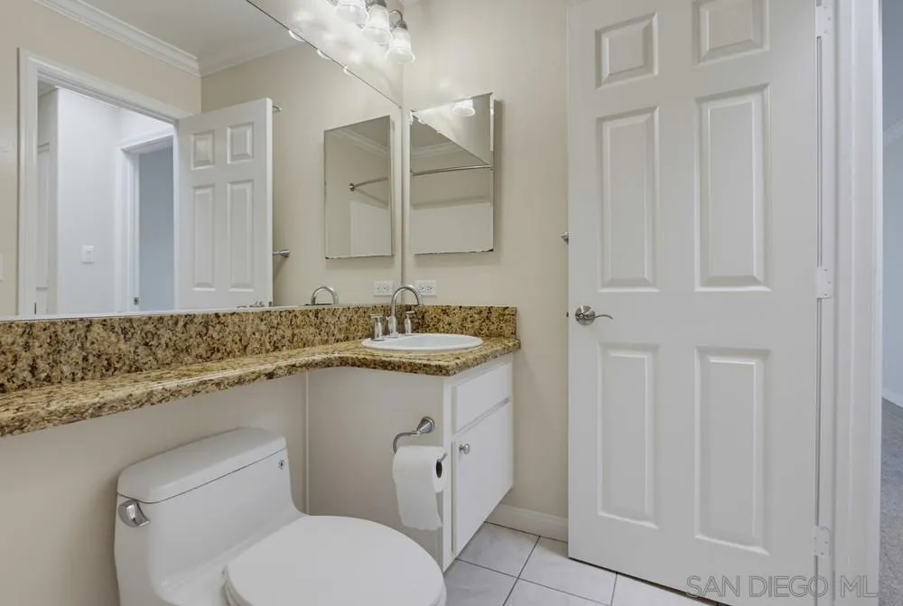 3243 Via Alicante #55 La Jolla, CA 92037