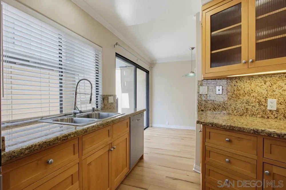 3243 Via Alicante #55 La Jolla, CA 92037