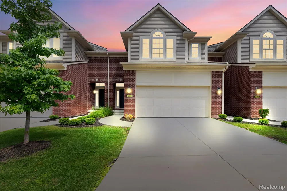 7512 Berry Wood Lane West Bloomfield Charter Township, MI 48322
