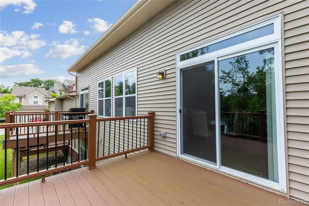 7512 Berry Wood Lane West Bloomfield Charter Township, MI 48322