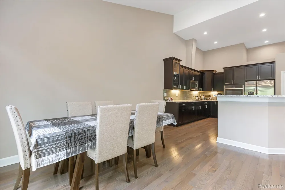 7512 Berry Wood Lane West Bloomfield Charter Township, MI 48322