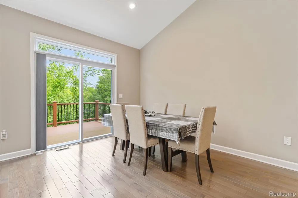 7512 Berry Wood Lane West Bloomfield Charter Township, MI 48322