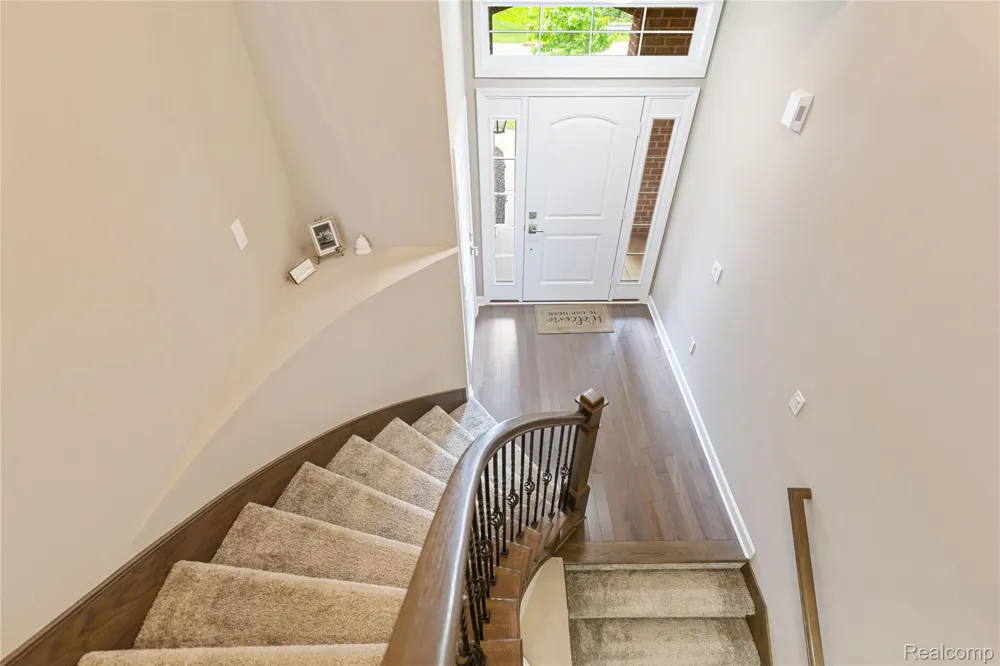 7512 Berry Wood Lane West Bloomfield Charter Township, MI 48322