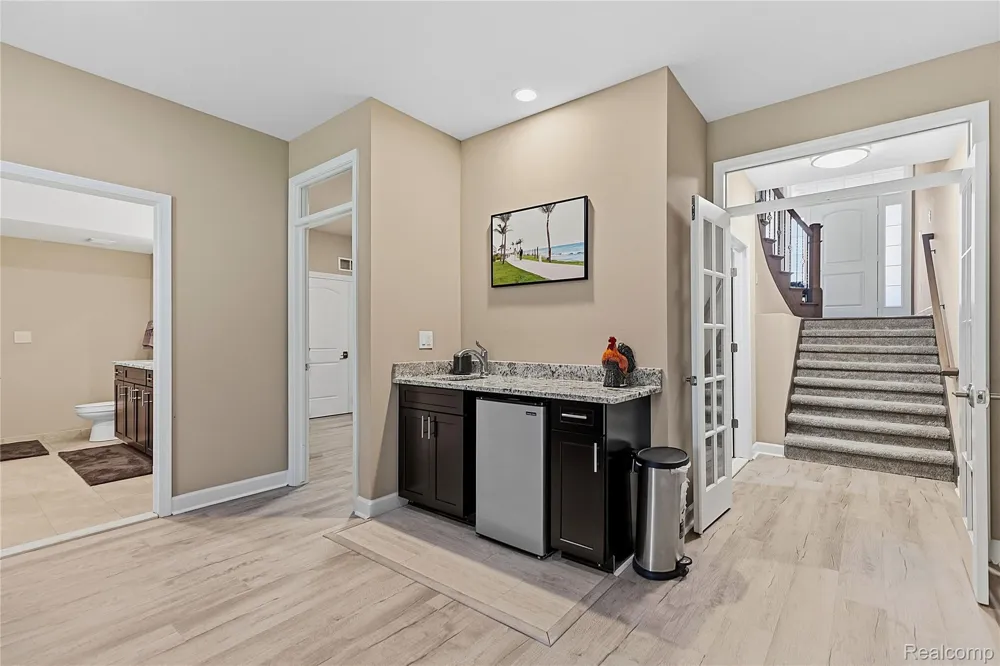 7512 Berry Wood Lane West Bloomfield Charter Township, MI 48322