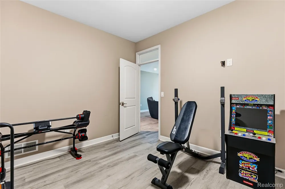 7512 Berry Wood Lane West Bloomfield Charter Township, MI 48322