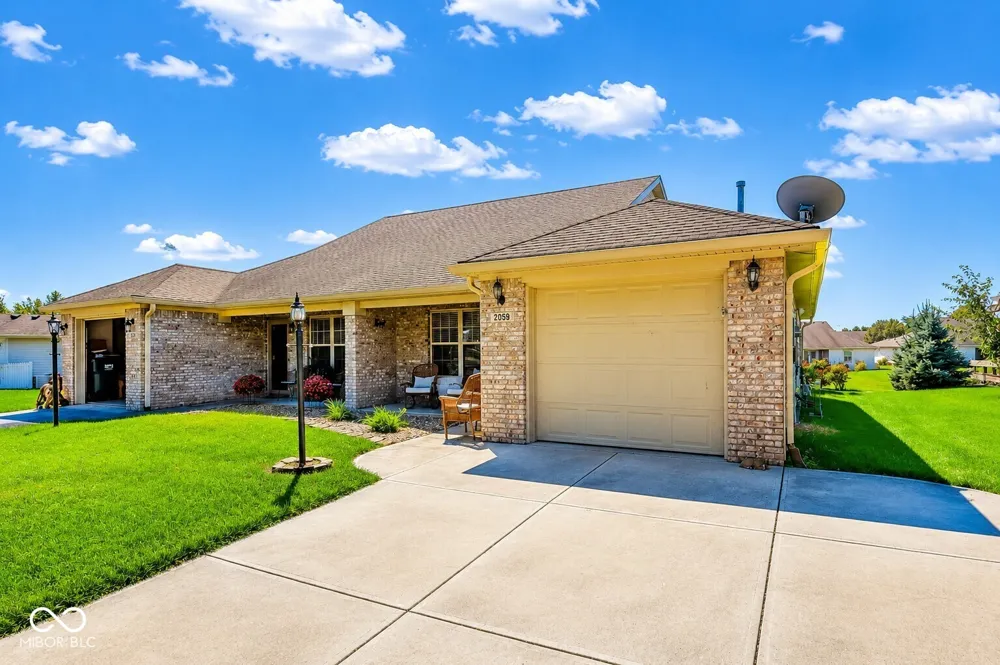 2059 Pelican Drive Franklin, IN 46131