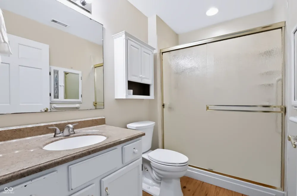 2059 Pelican Drive Franklin, IN 46131