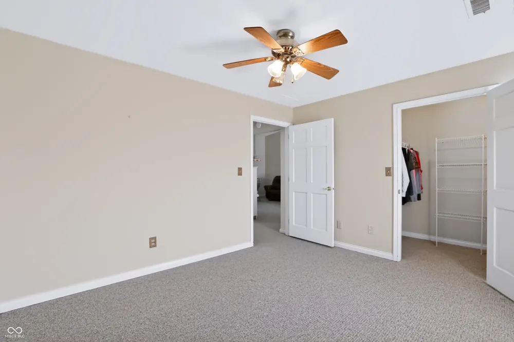 2059 Pelican Drive Franklin, IN 46131