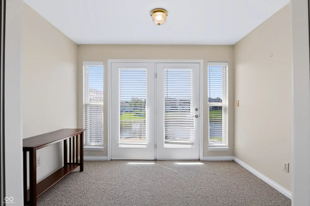 2059 Pelican Drive Franklin, IN 46131