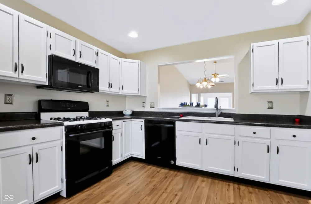 2059 Pelican Drive Franklin, IN 46131
