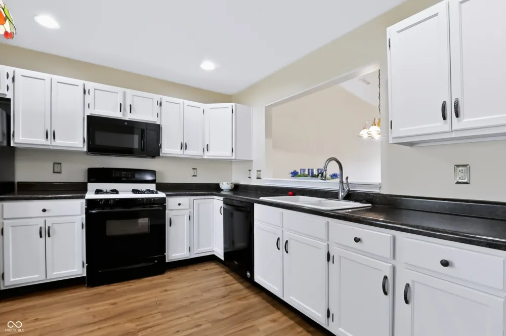 2059 Pelican Drive Franklin, IN 46131