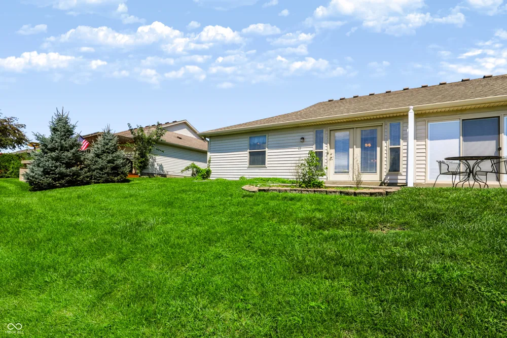 2059 Pelican Drive Franklin, IN 46131