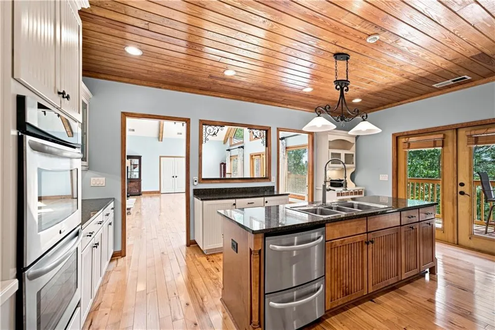 109 Lakewood Drive Waleska, GA 30183
