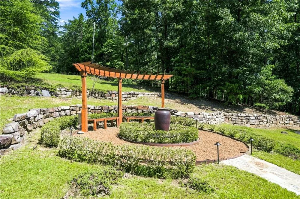 109 Lakewood Drive Waleska, GA 30183
