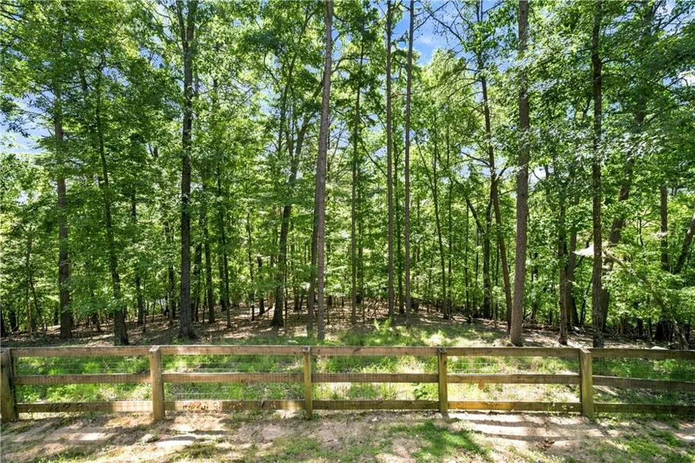 109 Lakewood Drive Waleska, GA 30183