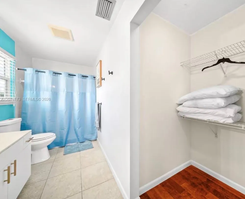 1261 Bonefish Ct Fort Pierce, FL 34949